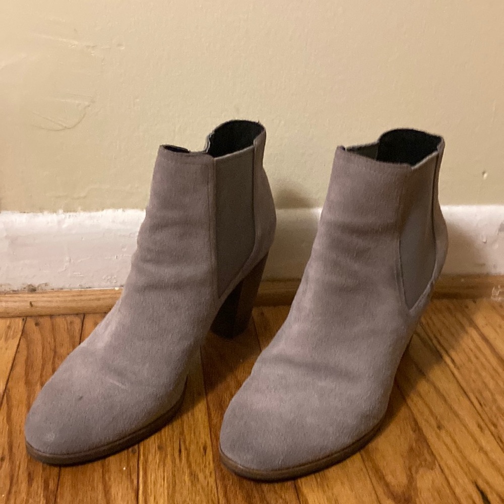 Sz 10 light Greg Cole Han booties